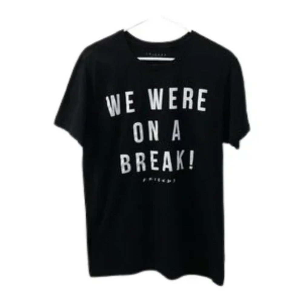Friends Graphic Tee Shirt Short Sleeve Crew Neck Black and White XL​